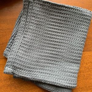 Ettitude set of towels